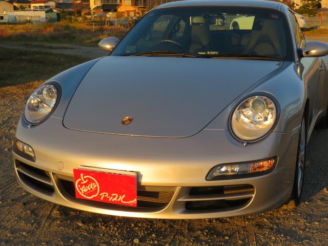 ９１１ ９１１カレラ　スポーツクロノＰ／Ｋ／スポーツエキゾースト／ＰＡＳＭ／ＯＰ１９インチアルミ／ＯＰキャリパー／シートヒーター／ＯＰメーター／ドラレコ／ＥＴＣ／オートリヤウイング／社外ＨＤＤナビ・ＢＴ・ＤＶＤ／Ｂカメラ／（10枚目）