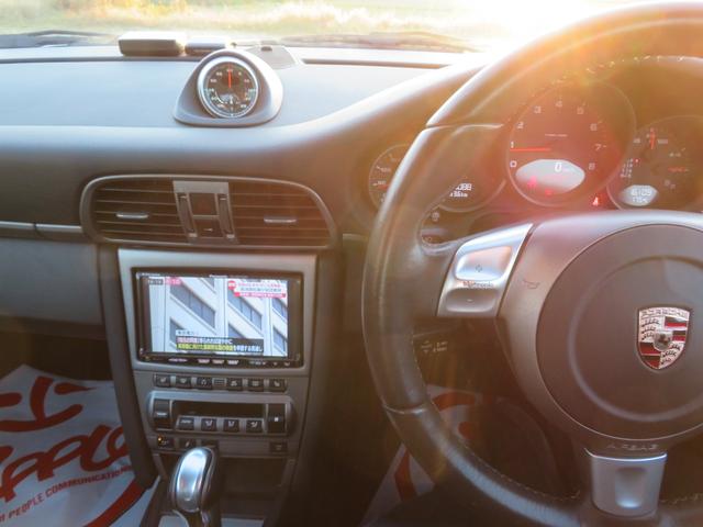 ９１１ ９１１カレラ　スポーツクロノＰ／Ｋ／スポーツエキゾースト／ＰＡＳＭ／ＯＰ１９インチアルミ／ＯＰキャリパー／シートヒーター／ＯＰメーター／ドラレコ／ＥＴＣ／オートリヤウイング／社外ＨＤＤナビ・ＢＴ・ＤＶＤ／Ｂカメラ／（24枚目）
