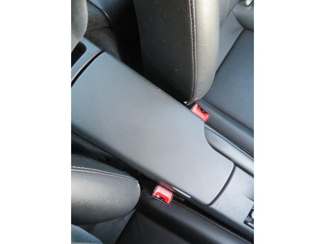 ９１１ ９１１カレラ　スポーツクロノＰ／Ｋ／スポーツエキゾースト／ＰＡＳＭ／ＯＰ１９インチアルミ／ＯＰキャリパー／シートヒーター／ＯＰメーター／ドラレコ／ＥＴＣ／オートリヤウイング／社外ＨＤＤナビ・ＢＴ・ＤＶＤ／Ｂカメラ／（34枚目）