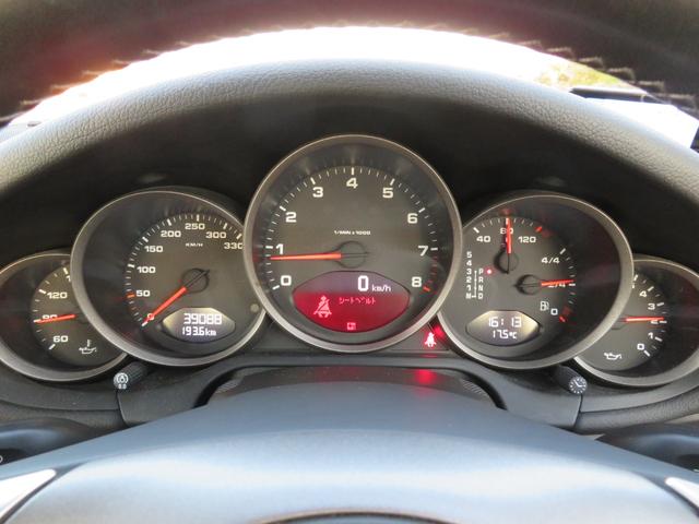 ９１１ ９１１カレラ　スポーツクロノＰ／Ｋ／スポーツエキゾースト／ＰＡＳＭ／ＯＰ１９インチアルミ／ＯＰキャリパー／シートヒーター／ＯＰメーター／ドラレコ／ＥＴＣ／オートリヤウイング／社外ＨＤＤナビ・ＢＴ・ＤＶＤ／Ｂカメラ／（39枚目）