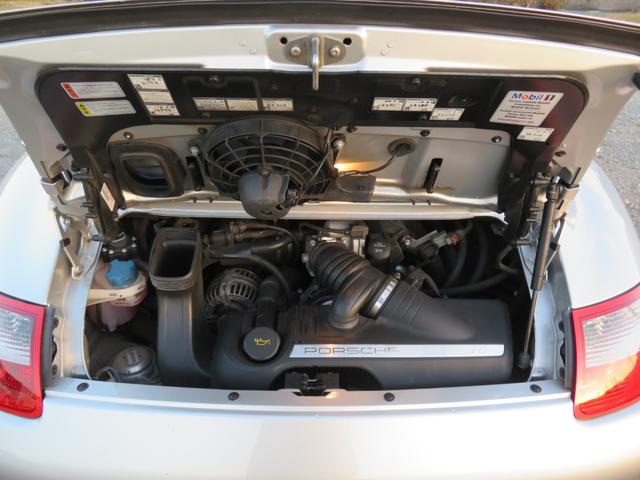 ９１１ ９１１カレラ　スポーツクロノＰ／Ｋ／スポーツエキゾースト／ＰＡＳＭ／ＯＰ１９インチアルミ／ＯＰキャリパー／シートヒーター／ＯＰメーター／ドラレコ／ＥＴＣ／オートリヤウイング／社外ＨＤＤナビ・ＢＴ・ＤＶＤ／Ｂカメラ／（58枚目）