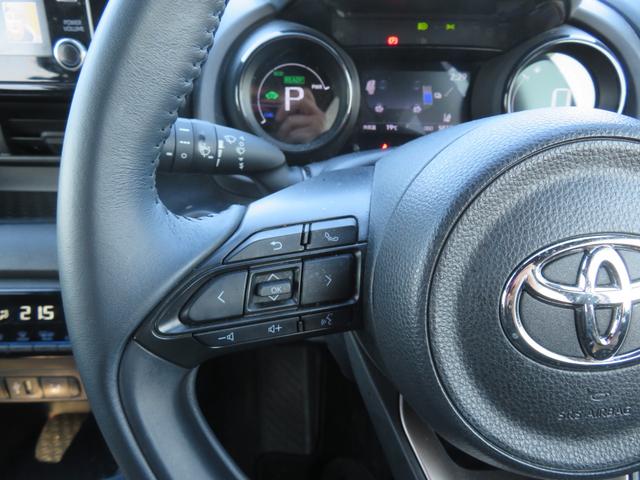 ヤリス ハイブリッドＺ　パノラミックビューモニター／セーフティセンス／ブラインドスポット／純正ナビ／フルセグＴＶ／シートヒーター／純正１６インチアルミ／（23枚目）