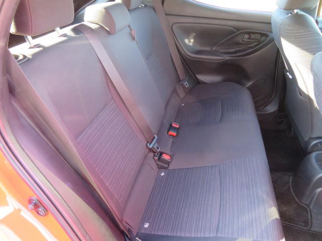 ヤリス ハイブリッドＺ　パノラミックビューモニター／セーフティセンス／ブラインドスポット／純正ナビ／フルセグＴＶ／シートヒーター／純正１６インチアルミ／（28枚目）