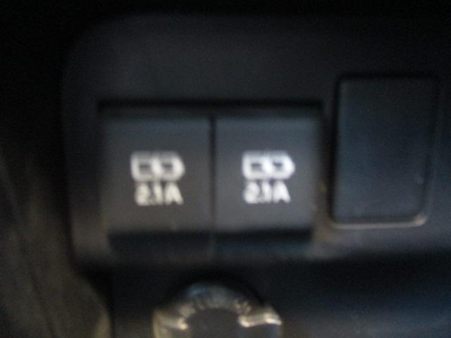 ヴォクシー ハイブリッドＶ　１オーナー　純正１０型ナビ　Ｂカメラ　ＤＴＶ　ＢＴ　純正フリップダウンモニター　両側パワースライド　ＬＥＤライト　シートヒーター　セーフティセンス　クルーズコントロール　ＥＴＣ　Ｐソナー　ドラレコ（38枚目）