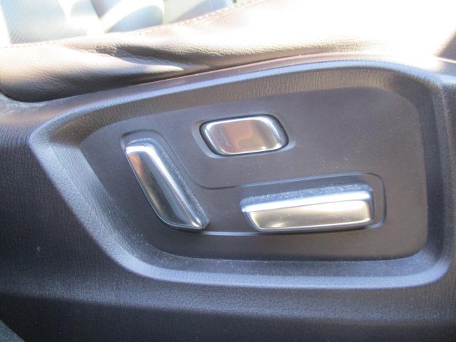 ＣＸ－８ ＸＤ　Ｌパッケージ　１オーナー　ナビ　全方位カメラ　ＤＴＶ　ＢＴ　ＤＶＤ再生　革シートヒーター　ＬＥＤライト　６人乗り　後席シートヒーター　ヘッドアップディスプレイ　衝突軽減ブレーキ　レーダークルーズ　ＥＴＣ　ドラレコ（32枚目）