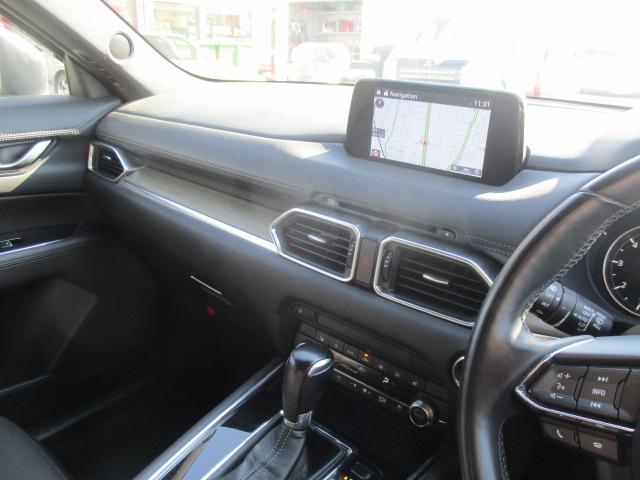 ＣＸ－８ ＸＤ　Ｌパッケージ　１オーナー　ナビ　全方位カメラ　ＤＴＶ　ＢＴ　ＤＶＤ再生　革シートヒーター　ＬＥＤライト　６人乗り　後席シートヒーター　ヘッドアップディスプレイ　衝突軽減ブレーキ　レーダークルーズ　ＥＴＣ　ドラレコ（39枚目）