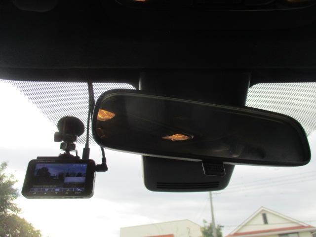 ヤリス X ワンオーナー/ディスプレイオーディオナビ/全方位カメラ/BT/前後ドラレコ/スマートキー/プッシュスタート/セーフティセンス/衝突軽減ブレーキ/レーンアシスト/オートハイビーム/前後ソナー/(30枚目)