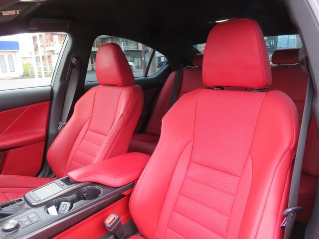 ＩＳ ＩＳ３００　Ｆスポーツ　純正ナビ・ＴＶ・全周囲カメラ・オレンジキャリパー・１９ＡＷ・赤革シート・シートヒーター・ＬＥＤライト・ステアリングヒーター・レーダークルーズ・コーナーセンサー・レクサスセーフティシステム・ＢＳＭ（18枚目）