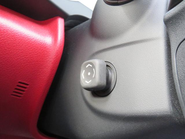 ＩＳ ＩＳ３００　Ｆスポーツ　純正ナビ・ＴＶ・全周囲カメラ・オレンジキャリパー・１９ＡＷ・赤革シート・シートヒーター・ＬＥＤライト・ステアリングヒーター・レーダークルーズ・コーナーセンサー・レクサスセーフティシステム・ＢＳＭ（32枚目）