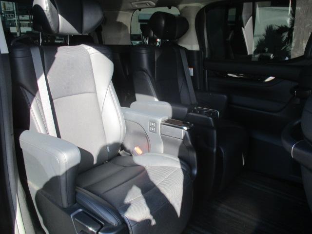 ヴェルファイア ２．５Ｚ　Ｇエディション　１オーナー　サンルーフ　モデリスタエアロ・マフラー　アルパイン１１型ナビ　Ｂカメラ　ＤＴＶ　ＢＴ　フリップダウンモニター　革シートエアコン　両側パワースライド　パワーバックドア　ＬＥＤライト　ＥＴＣ（21枚目）