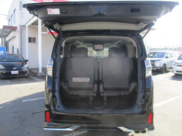 ヴェルファイア ２．５Ｚ　Ｇエディション　１オーナー　サンルーフ　モデリスタエアロ・マフラー　アルパイン１１型ナビ　Ｂカメラ　ＤＴＶ　ＢＴ　フリップダウンモニター　革シートエアコン　両側パワースライド　パワーバックドア　ＬＥＤライト　ＥＴＣ（24枚目）