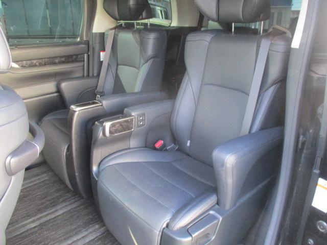 ヴェルファイア ２．５Ｚ　Ｇエディション　１オーナー　サンルーフ　モデリスタエアロ・マフラー　アルパイン１１型ナビ　Ｂカメラ　ＤＴＶ　ＢＴ　フリップダウンモニター　革シートエアコン　両側パワースライド　パワーバックドア　ＬＥＤライト　ＥＴＣ（26枚目）