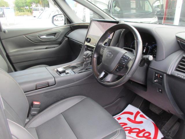 アルファード Ｚ　ナビ　全方位カメラ　ＤＴＶ　ＢＴ　フリップダウンモニター　三眼ＬＥＤ　革ベンチレーション　トヨタチームメイト　ユニバーサルステップ　左右独立ムーンルーフ　セーフティセンス　ＡＣＣ　デジタルミラー（16枚目）