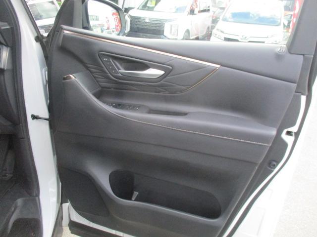 アルファード Ｚ　ナビ　全方位カメラ　ＤＴＶ　ＢＴ　フリップダウンモニター　三眼ＬＥＤ　革ベンチレーション　トヨタチームメイト　ユニバーサルステップ　左右独立ムーンルーフ　セーフティセンス　ＡＣＣ　デジタルミラー（17枚目）