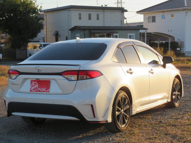 カローラ ダブルバイビー 1オーナー/TRDエアロ/LEDヘッドライト/フォグ/純正9インチディスプレイ/ナビ/BT/バックカメラ/ETC2.0/ドライブレコーダー/セーフティセンス/純正17インチAW/黒革シート/クルコン/(8枚目)