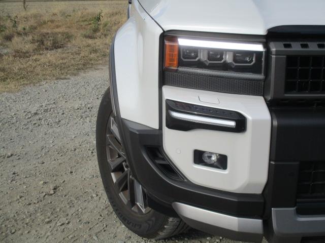 TOYOTA LAND CRUISER 250 ZX