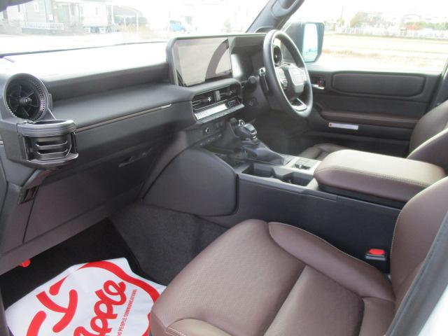 TOYOTA LAND CRUISER 250 ZX