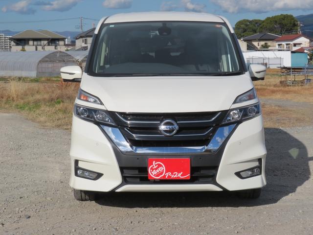 セレナ ハイウェイスター エマージェンシーブレーキ/プロパイロット/純正9インチSDナビ/アラウンドビューモニター/フルセグTV/フリップダウンモニター/両側パワースライドドア/LEDヘッドライト/(4枚目)