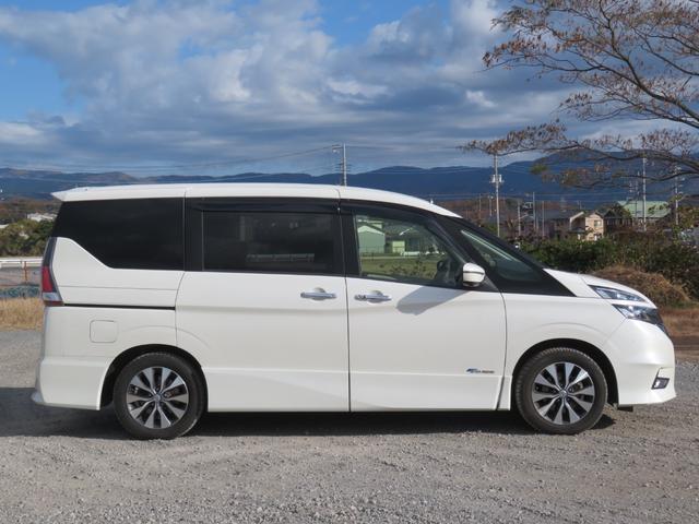 セレナ ハイウェイスター エマージェンシーブレーキ/プロパイロット/純正9インチSDナビ/アラウンドビューモニター/フルセグTV/フリップダウンモニター/両側パワースライドドア/LEDヘッドライト/(6枚目)