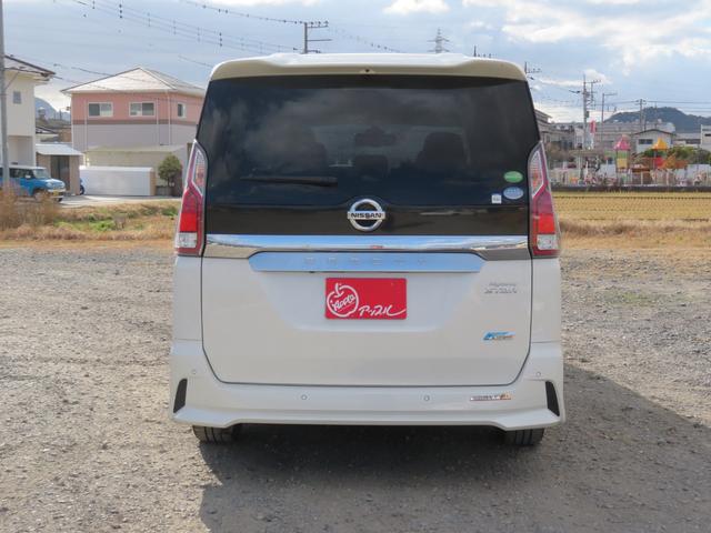 セレナ ハイウェイスター エマージェンシーブレーキ/プロパイロット/純正9インチSDナビ/アラウンドビューモニター/フルセグTV/フリップダウンモニター/両側パワースライドドア/LEDヘッドライト/(8枚目)