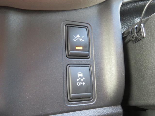 セレナ ハイウェイスター エマージェンシーブレーキ/プロパイロット/純正9インチSDナビ/アラウンドビューモニター/フルセグTV/フリップダウンモニター/両側パワースライドドア/LEDヘッドライト/(18枚目)