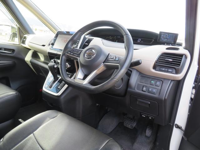 セレナ ハイウェイスター エマージェンシーブレーキ/プロパイロット/純正9インチSDナビ/アラウンドビューモニター/フルセグTV/フリップダウンモニター/両側パワースライドドア/LEDヘッドライト/(25枚目)