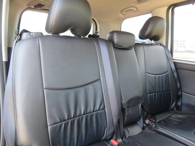 セレナ ハイウェイスター エマージェンシーブレーキ/プロパイロット/純正9インチSDナビ/アラウンドビューモニター/フルセグTV/フリップダウンモニター/両側パワースライドドア/LEDヘッドライト/(31枚目)