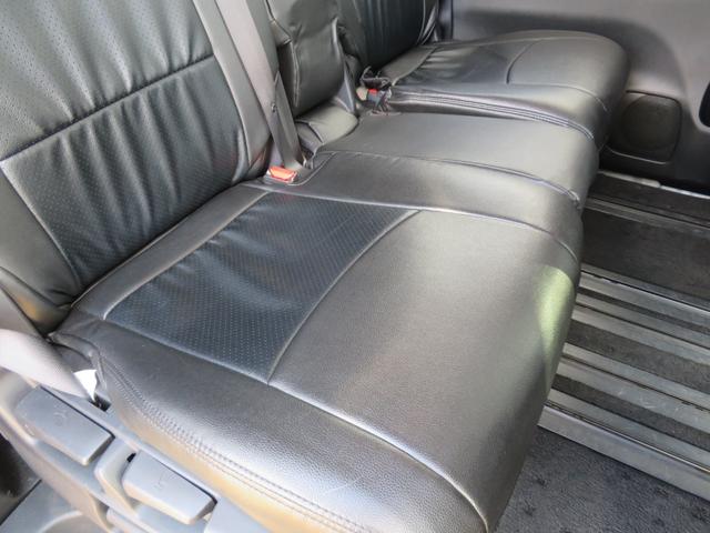 セレナ ハイウェイスター エマージェンシーブレーキ/プロパイロット/純正9インチSDナビ/アラウンドビューモニター/フルセグTV/フリップダウンモニター/両側パワースライドドア/LEDヘッドライト/(32枚目)