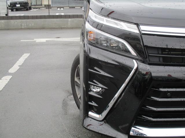 ヴォクシー ＺＳ　煌ＩＩ　１オーナー　純正９型ナビ　Ｂカメラ　ＤＴＶ　ＢＴ　フリップダウンモニター　両側パワースライド　ＬＥＤライト　セーフティセンス　クルーズコントロール　純正アルミ　シートカバー　リヤエアコン　ＥＴＣ（5枚目）