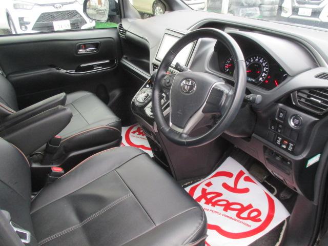 ヴォクシー ＺＳ　煌ＩＩ　１オーナー　純正９型ナビ　Ｂカメラ　ＤＴＶ　ＢＴ　フリップダウンモニター　両側パワースライド　ＬＥＤライト　セーフティセンス　クルーズコントロール　純正アルミ　シートカバー　リヤエアコン　ＥＴＣ（13枚目）