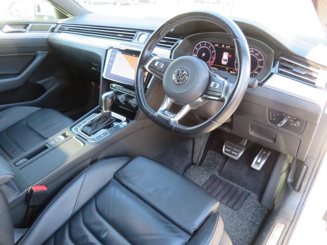 アルテオン ＴＳＩ　４モーション　Ｒラインアドバンス　ＤｉｓｃｏｖｅｒＰｒｏナビ／フルセグＴＶ／３６０°カメラ／クロレザーシート／シートヒーター／オールインセーフティ／ブラインドスポット／アクティブインフォディスプレイ／パワーバックドア／（27枚目）