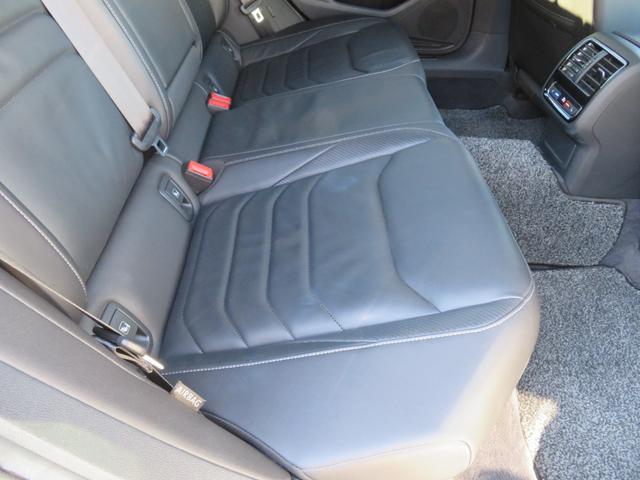 アルテオン ＴＳＩ　４モーション　Ｒラインアドバンス　ＤｉｓｃｏｖｅｒＰｒｏナビ／フルセグＴＶ／３６０°カメラ／クロレザーシート／シートヒーター／オールインセーフティ／ブラインドスポット／アクティブインフォディスプレイ／パワーバックドア／（34枚目）