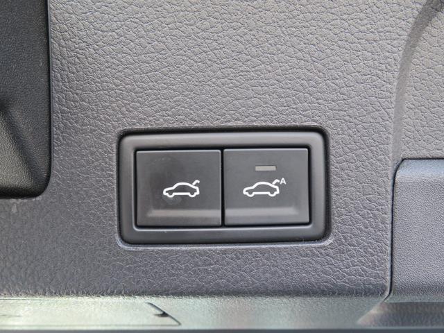 アルテオン ＴＳＩ　４モーション　Ｒラインアドバンス　ＤｉｓｃｏｖｅｒＰｒｏナビ／フルセグＴＶ／３６０°カメラ／クロレザーシート／シートヒーター／オールインセーフティ／ブラインドスポット／アクティブインフォディスプレイ／パワーバックドア／（39枚目）