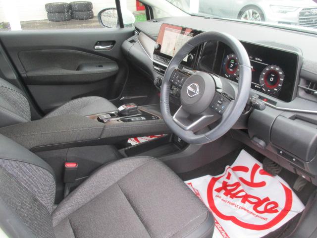 オーラ Ｇ　１オーナー　ナビ　全方位カメラ　ＤＴＶ　ＢＴ　プロパイロット　レーダークルーズ　デジタルミラー　ステアリングヒーター　ハーフレザー　シートヒーター　ＢＯＳＥサウンド　純正アルミ　ＥＴＣ　ドラレコ（14枚目）