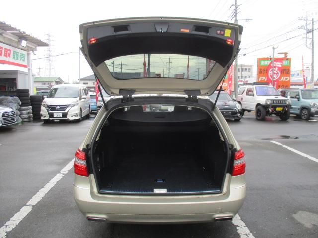 Eクラスステーションワゴン E350ブルーエフィシェンシーワゴン アバンギャルド ナビ Bカメラ DTV BT サンルーフ 革シート シートヒーター パワートランク 後席シートヒーター レーダーセーフティPKG レーダークルーズ キセノン メモリー付Pシート ETC キーレスゴー(14枚目)