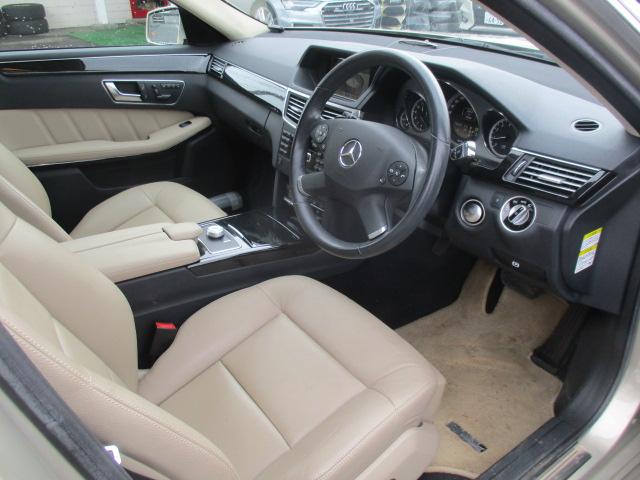 Eクラスステーションワゴン E350ブルーエフィシェンシーワゴン アバンギャルド ナビ Bカメラ DTV BT サンルーフ 革シート シートヒーター パワートランク 後席シートヒーター レーダーセーフティPKG レーダークルーズ キセノン メモリー付Pシート ETC キーレスゴー(16枚目)