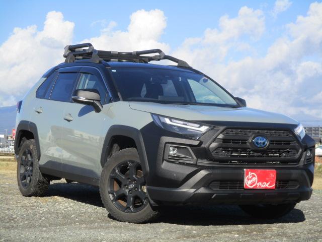 ＲＡＶ４ ハイブリッドアドベンチャー　オフロードパッケージＩＩ　１オーナー　ナビ　Ｂカメラ　ＤＴＶ　ＢＴ　革ベンチレーションシート　ＬＥＤライト　セーフティセンス　レーダークルーズ　ルーフキャリア　ステアリングヒーター　メモリー付Ｐシート　　ＴＶキャンセラー（2枚目）