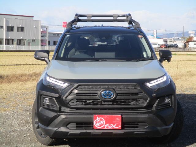 ＲＡＶ４ ハイブリッドアドベンチャー　オフロードパッケージＩＩ　１オーナー　ナビ　Ｂカメラ　ＤＴＶ　ＢＴ　革ベンチレーションシート　ＬＥＤライト　セーフティセンス　レーダークルーズ　ルーフキャリア　ステアリングヒーター　メモリー付Ｐシート　　ＴＶキャンセラー（3枚目）