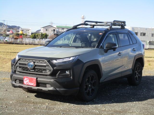 ＲＡＶ４ ハイブリッドアドベンチャー　オフロードパッケージＩＩ　１オーナー　ナビ　Ｂカメラ　ＤＴＶ　ＢＴ　革ベンチレーションシート　ＬＥＤライト　セーフティセンス　レーダークルーズ　ルーフキャリア　ステアリングヒーター　メモリー付Ｐシート　　ＴＶキャンセラー（8枚目）