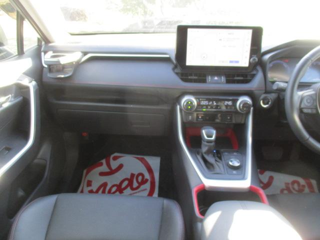 ＲＡＶ４ ハイブリッドアドベンチャー　オフロードパッケージＩＩ　１オーナー　ナビ　Ｂカメラ　ＤＴＶ　ＢＴ　革ベンチレーションシート　ＬＥＤライト　セーフティセンス　レーダークルーズ　ルーフキャリア　ステアリングヒーター　メモリー付Ｐシート　　ＴＶキャンセラー（27枚目）