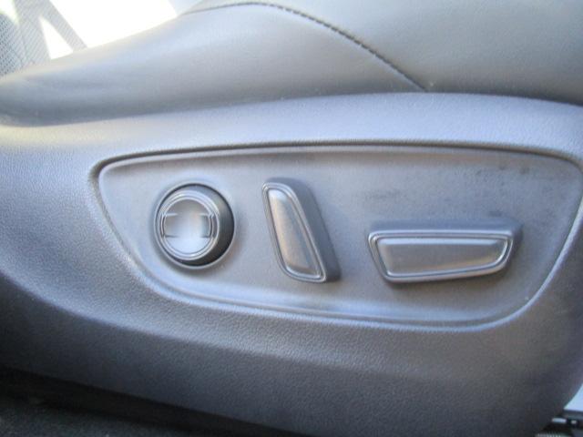 ＲＡＶ４ ハイブリッドアドベンチャー　オフロードパッケージＩＩ　１オーナー　ナビ　Ｂカメラ　ＤＴＶ　ＢＴ　革ベンチレーションシート　ＬＥＤライト　セーフティセンス　レーダークルーズ　ルーフキャリア　ステアリングヒーター　メモリー付Ｐシート　　ＴＶキャンセラー（30枚目）