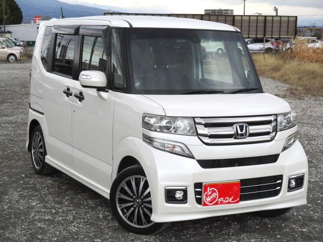 Ｎ－ＢＯＸカスタム Ｇ・ターボＬパッケージ　１オーナー　純正ナビ　Ｂカメラ　ＤＴＶ　ＢＴ　両側パワースライド　ＨＩＤ　ハーフレザー　パドルシフト　あんしんＰＫＧ　クルーズコントロール　前後ドラレコ　純正アルミ　スマートキー　ＥＴＣ（4枚目）