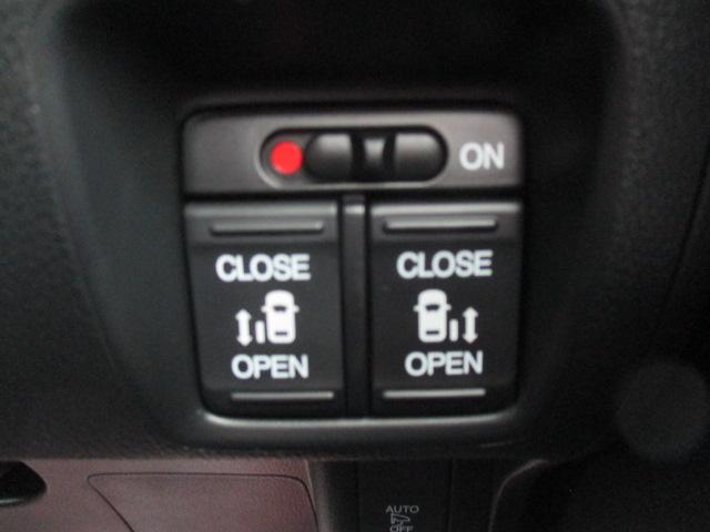 Ｎ－ＢＯＸカスタム Ｇ・ターボＬパッケージ　１オーナー　純正ナビ　Ｂカメラ　ＤＴＶ　ＢＴ　両側パワースライド　ＨＩＤ　ハーフレザー　パドルシフト　あんしんＰＫＧ　クルーズコントロール　前後ドラレコ　純正アルミ　スマートキー　ＥＴＣ（33枚目）