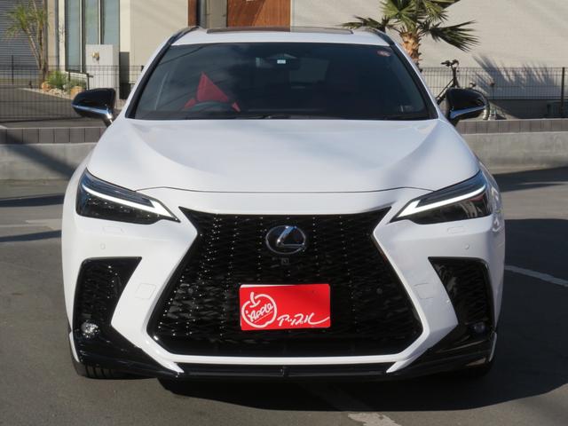 NX NX350h Fスポーツ 14インチディスプレイ!ナビ!地デジ!パノラミックビュー!マークレビンソン!サンルーフ!TRDエアロ!ブラック&レッドレザー!デジタルインナーミラー!レクサスチームメイト!BSM!HUD!(2枚目)