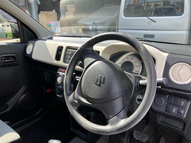 アルト 　キーレス　ドアバイザー　シートヒーター　フロアマット　軽自動車　オートマ　エアコン　パワーステアリング　パワーウインドウ　エアバッグ（3枚目）