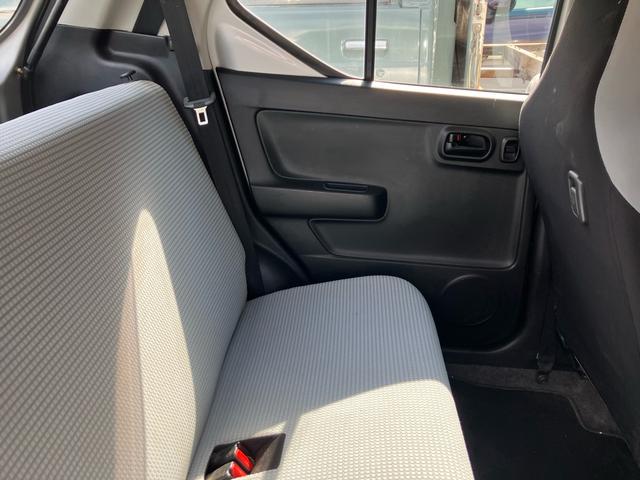 アルト 　キーレス　ドアバイザー　シートヒーター　フロアマット　軽自動車　オートマ　エアコン　パワーステアリング　パワーウインドウ　エアバッグ（12枚目）