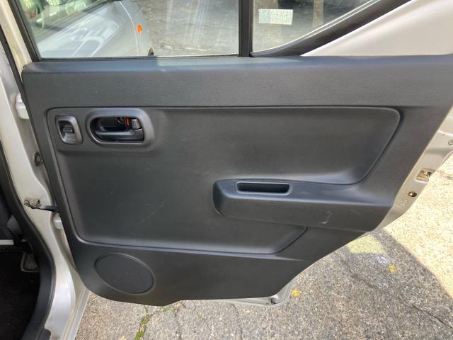 アルト 　キーレス　ドアバイザー　シートヒーター　フロアマット　軽自動車　オートマ　エアコン　パワーステアリング　パワーウインドウ　エアバッグ（13枚目）