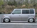 ベースグレード　０６　ｓｃｉｏｎ　ｘｂ　左ハンドル　エアサス　加工アスクル　オールペン　ＴＲＤマフラー　ＴＲＤタワーバー　インテーク　ビッグスロットル　ナルディシフトノブ　ムーアイズダッシュマット(24枚目)