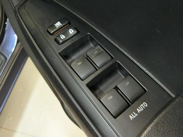 カローラフィールダー 1.5G 安全装備 横滑り防止機能 ABS エアバッグ アイドリングストップ バックカメラ ETC ミュージックプレイヤー接続可 CD キーレス フル装備 HIDヘッドライト オートマ(23枚目)