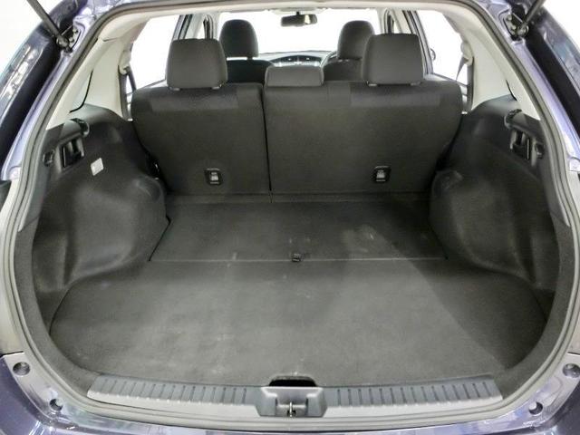 カローラフィールダー 1.5G 安全装備 横滑り防止機能 ABS エアバッグ アイドリングストップ バックカメラ ETC ミュージックプレイヤー接続可 CD キーレス フル装備 HIDヘッドライト オートマ(30枚目)